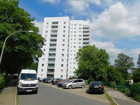 Einzugsbereit renovierte Wohnung mit Balkon, ideal als Paar oder alleine! Aufzug vorhanden! - Foto 5