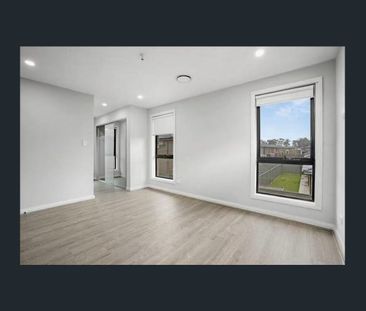 Modern 4-Bedroom Townhouse – Turn-Key Living in Sydney's North West - Photo 5