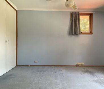 Convenient Family Home in Prime Location - Photo 3