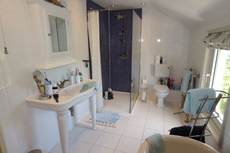 Four Bedroom Detached House to Rent in Chelmsford - Photo 5