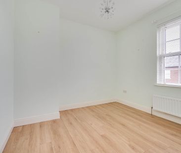 30 Breton Gardens, LISBURN, BT28 3YZ - Photo 3