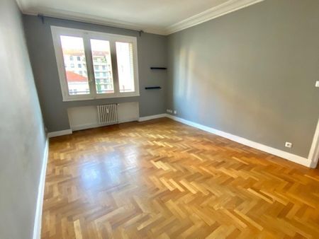 LYON 6ème - Quartier Saint Pothin- Rue Bugeaud- T2 de 55.39 m² - 3ème étage - Photo 5