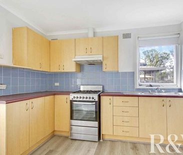 WELL PRESENTED HOME - Photo 4