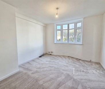 3 bedroom house to rent Springfield Park Road, Chelmsford, Essex, CM2 - Photo 1
