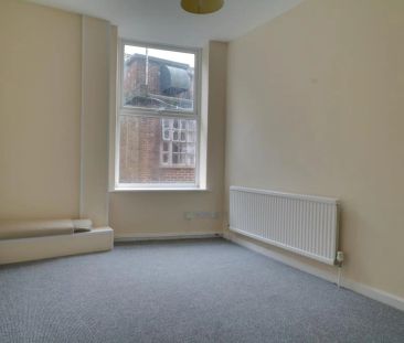 High Street, Stoke-on-trent - Photo 3