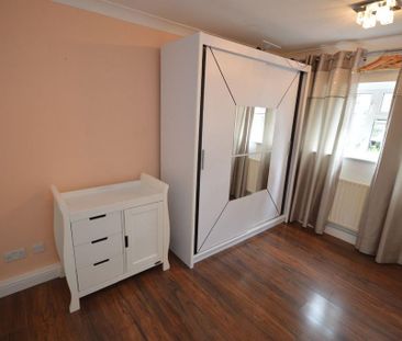 2 bedroom maisonette to rent - Photo 4