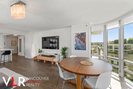 Condo in Downtown Vancouver, BC - Photo 5
