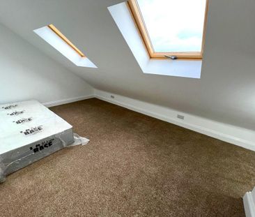 5 bedroom terraced house to rent - Photo 4