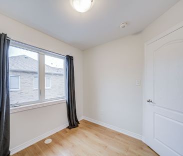 For Lease - 172 Webb Street Unit# Coach, Markham, Ontario - Photo 4