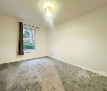 The Byfrons, Boundary Road, Farnborough, Hampshire, GU14 6SE - Photo 3