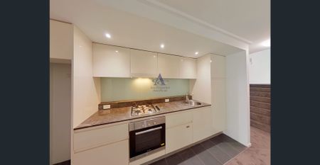 Spacious 2 bedroom apartment with study area plus parking in Alexandria - Photo 3