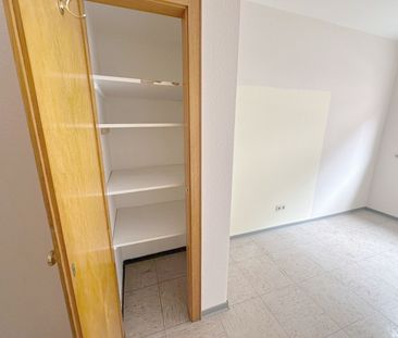Frisch renoviertes Badezimmer & neue Einbauküche: Gepflegte 3-Zimme... - Photo 1