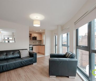 2 bedroom flat to rent - Photo 3