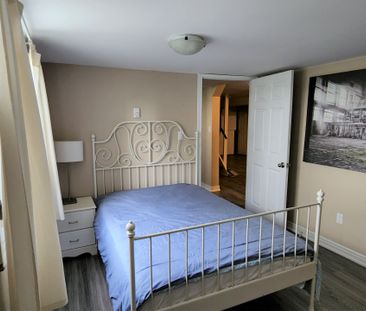 For Lease - 14 Greenwich Avenue, Cityview - Parkwoods Hills - Ridea... - Photo 6