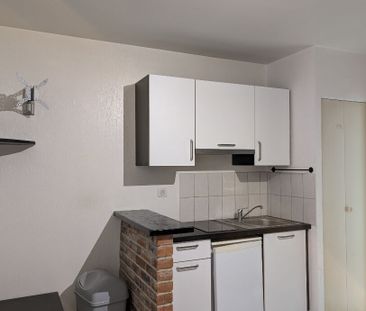 Location Appartement 1 pièce 18m² - Photo 3