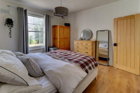 2 BED Apartment To rent - Photo 5