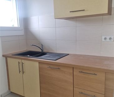 Location Appartement 3 pièces 63m² - Photo 2