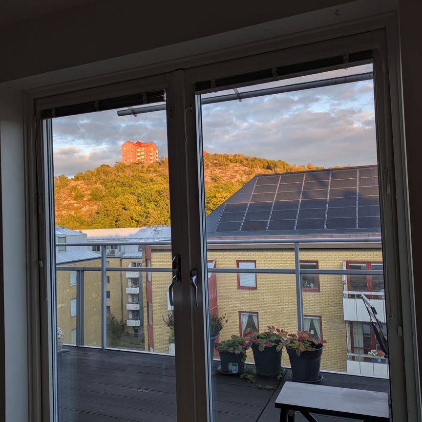 Seminariegatan 12 - Foto 1