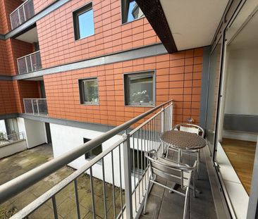 2 Bed Flat, Holland Gardens, TW8 - Photo 6