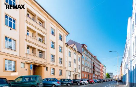Pronájem bytu 2+kk, 56 m - Fotografie 4