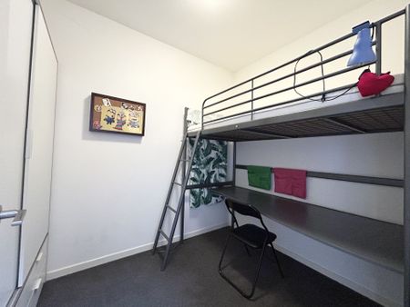 3 Beds Apartment With Fully Furnished For Rent - Photo 4