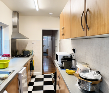 77 Kitchener Road - Photo 6