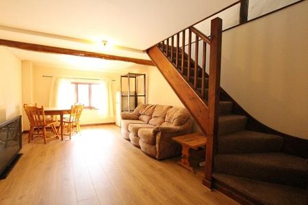Studio to rent - Photo 3