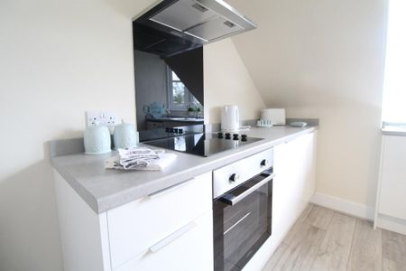 1 bedroom flat to rent - Photo 2