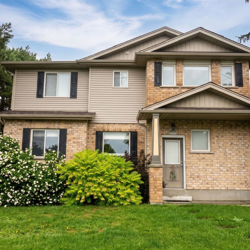 For Lease - 654 St David Street Unit# Main Level, Centre Wellington, Ontario - Photo 1