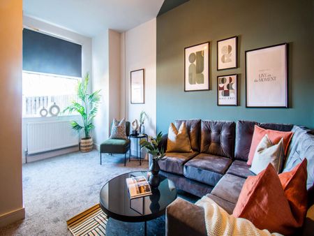 Highfield Crescent (Room 4), Wortley, Leeds - Photo 3