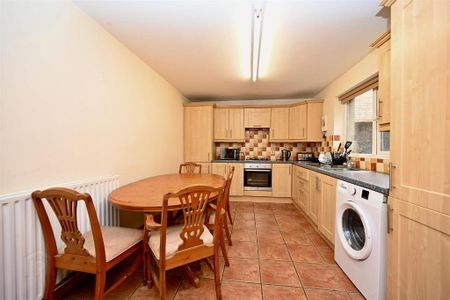 Room 2, 34c Edinburgh Street, Belfast, BT9 7DS - Photo 3