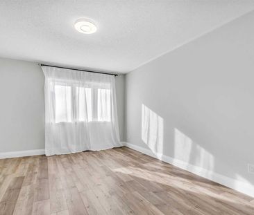 For Lease - 254 Wildgrass Road, Mississauga, Ontario - Photo 2