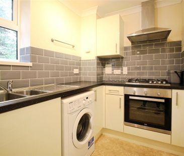 2 bedroom apartment to rent - Photo 6