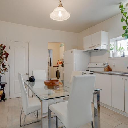 4 ½ en rénovation complète à louer – Boulevard Sainte-Anne - Photo 4