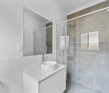 Single Level with Ducted AC! - Photo 6