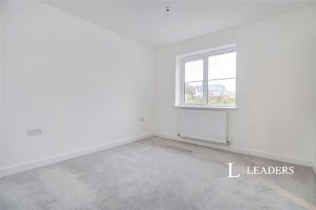 5 bedroom detached house to rent - Photo 5