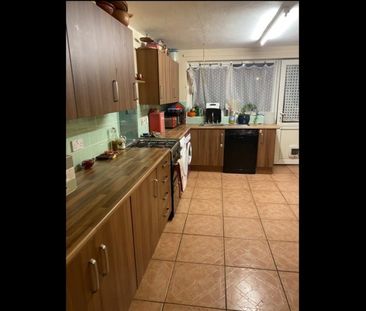 Room in a Shared House, Sir Howard Way, L8 - Photo 2