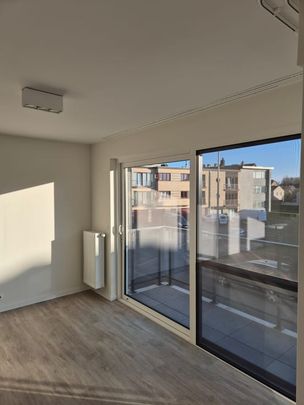 Appartement te huur - Photo 1