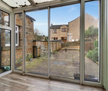 2 bedroom terraced house to rent - Photo 2