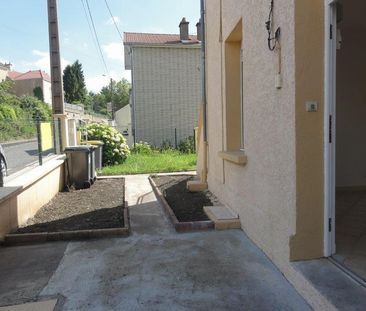 Location Appartement 2 pièces 44m² LE CREUSOT 71200 - Photo 5
