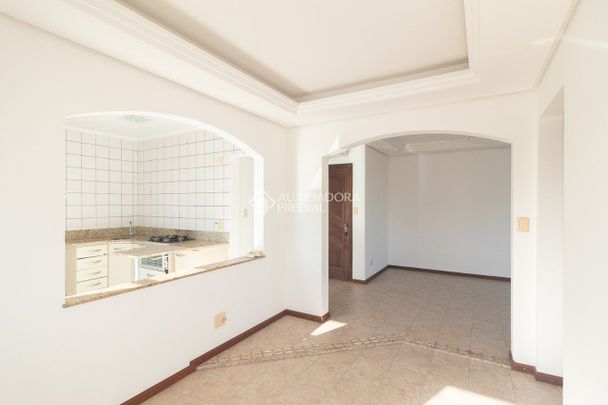 Apartamento com 2 quartos e 50m² para alugar em Petrópolis, Porto Alegre. - Photo 1
