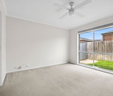 Quiet Location - Private and Secure Three Bedroom Home - Photo 2