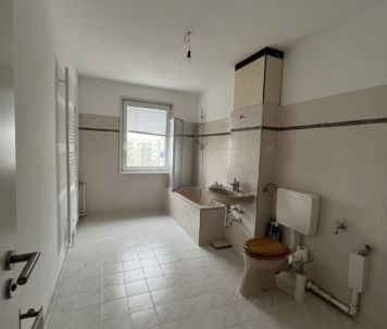 2- Raumwohnung mit Balkon und Einbauküche - Photo 5