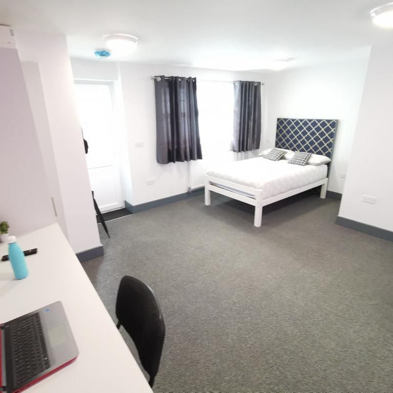 1 bedroom private hall to rent - Photo 1