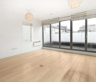 3 bedroom apartment to rent - Photo 1