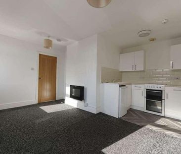 Chatsworth Avenue, Bispham, FY2 - Photo 5