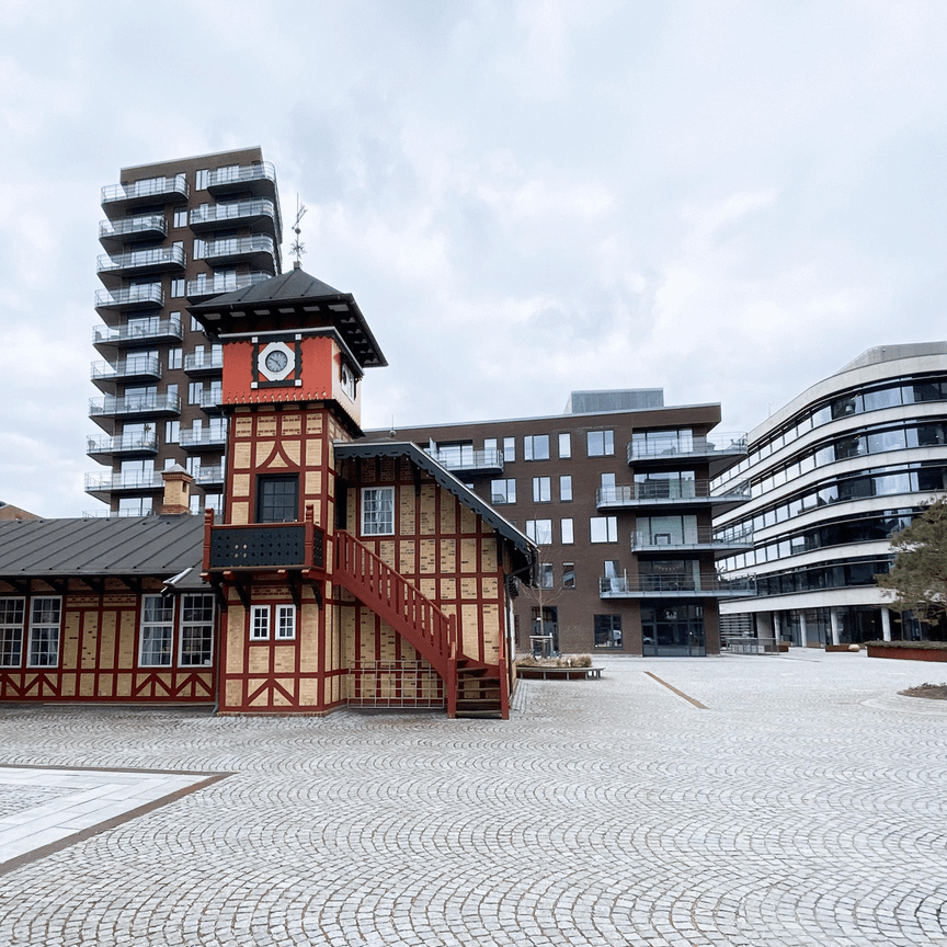 Modern and bright apartment at Amerika Plads with sea views and 2 balconies - Photo 1