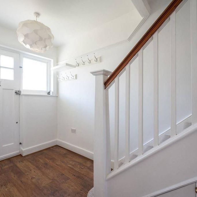 4 bedroom terraced house to rent - Photo 1