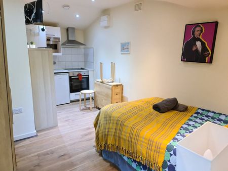 Studio Flat, Willesden Green, NW2 - Photo 3