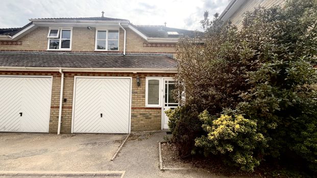 Clarendon Road, Westbourne, Bournemouth, BH4 8AR - Photo 1